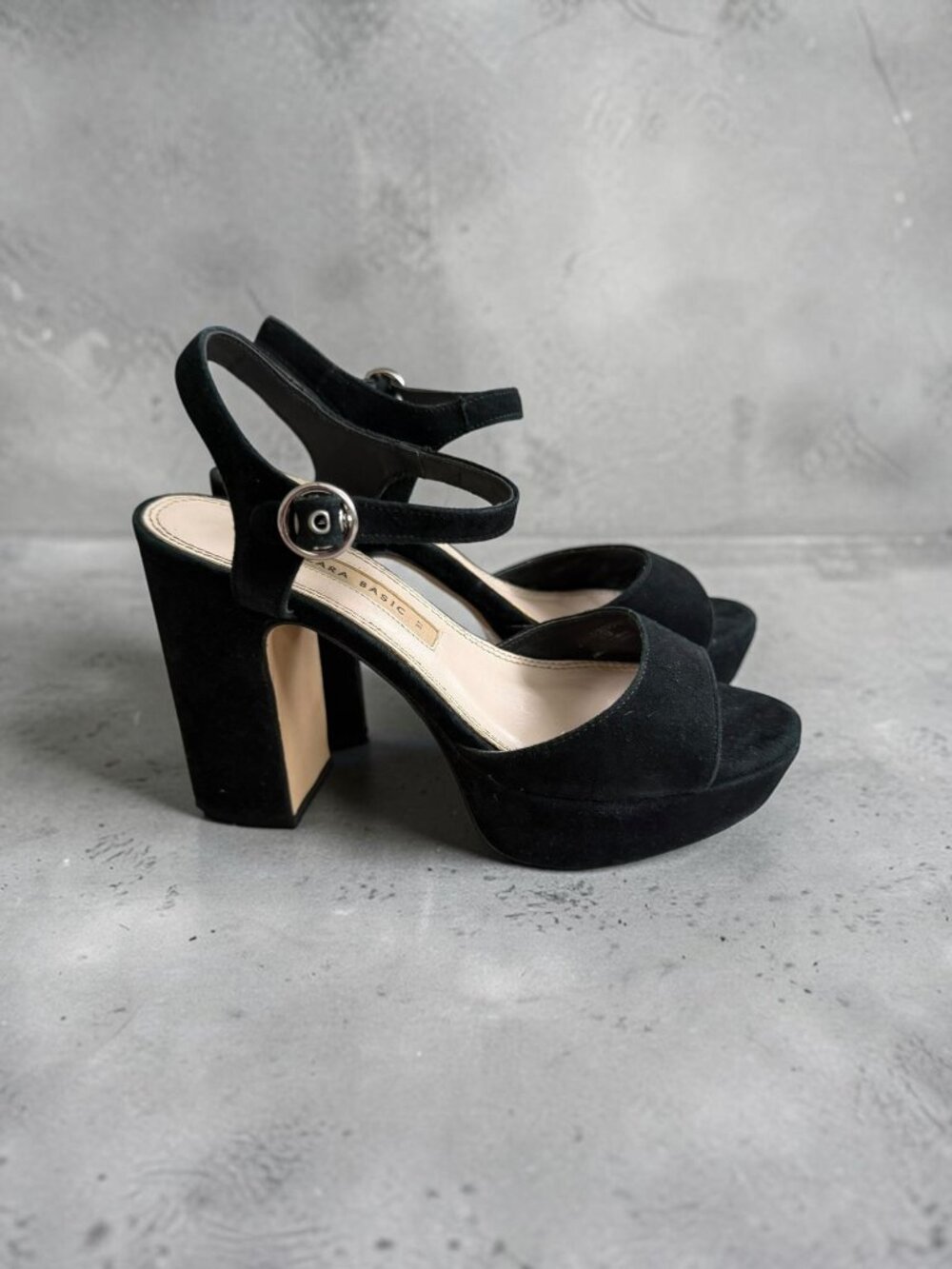 ZARA Black Ankle Strap Platform Heels Size 37 / US 6.5